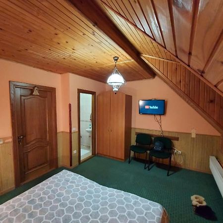 Затишок Villa Tysovets Luaran gambar