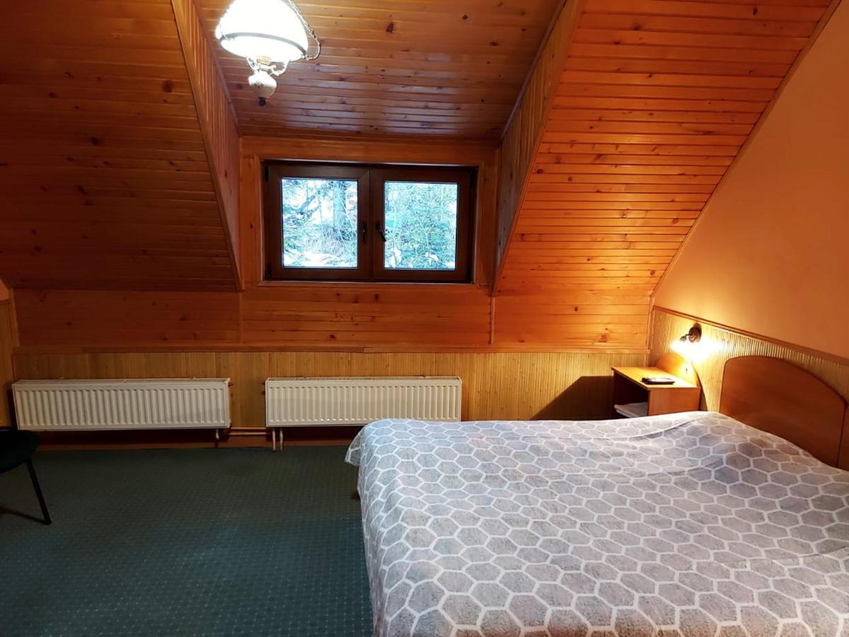 Затишок Villa Tysovets Luaran gambar