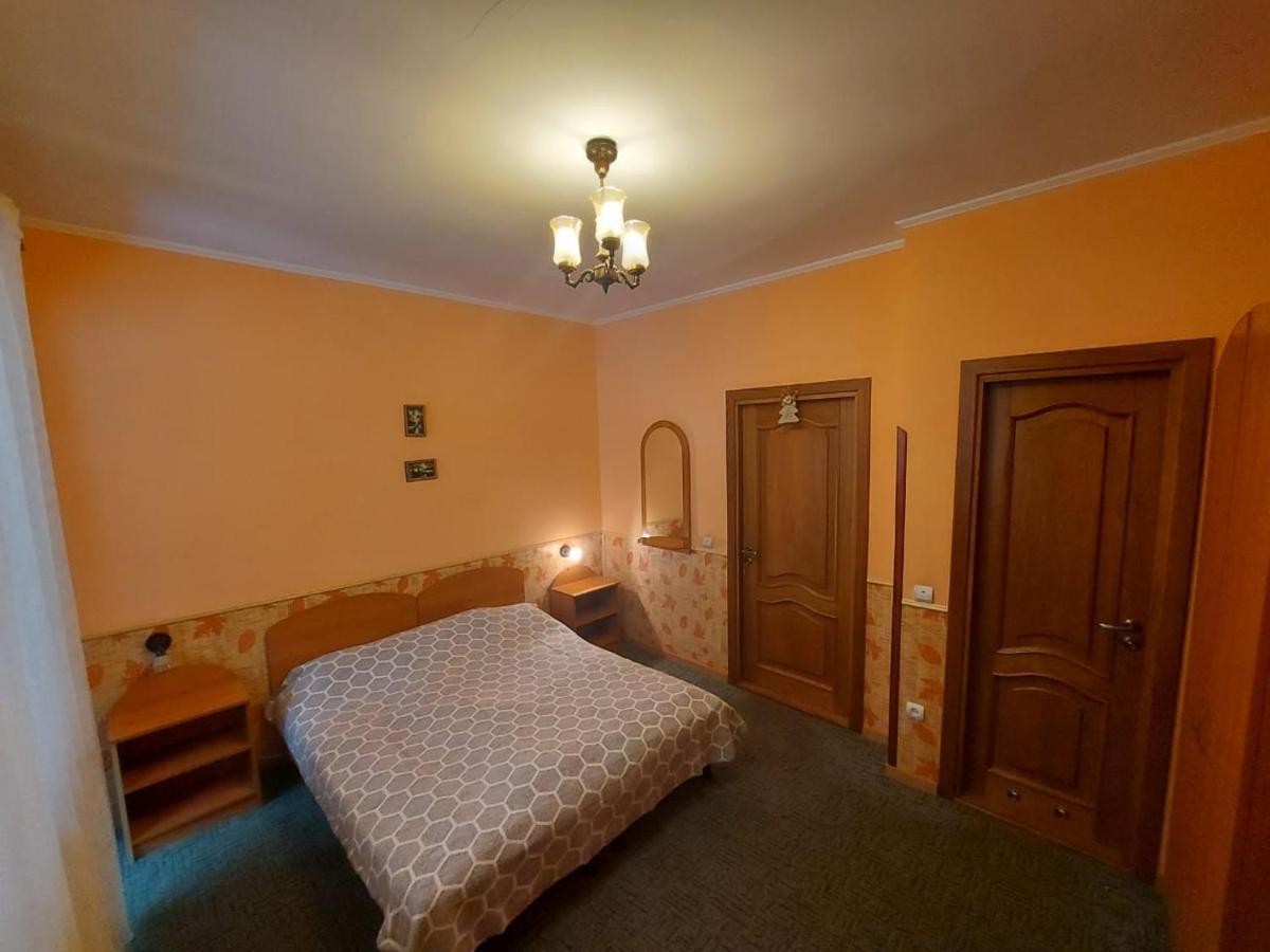 Затишок Villa Tysovets Luaran gambar